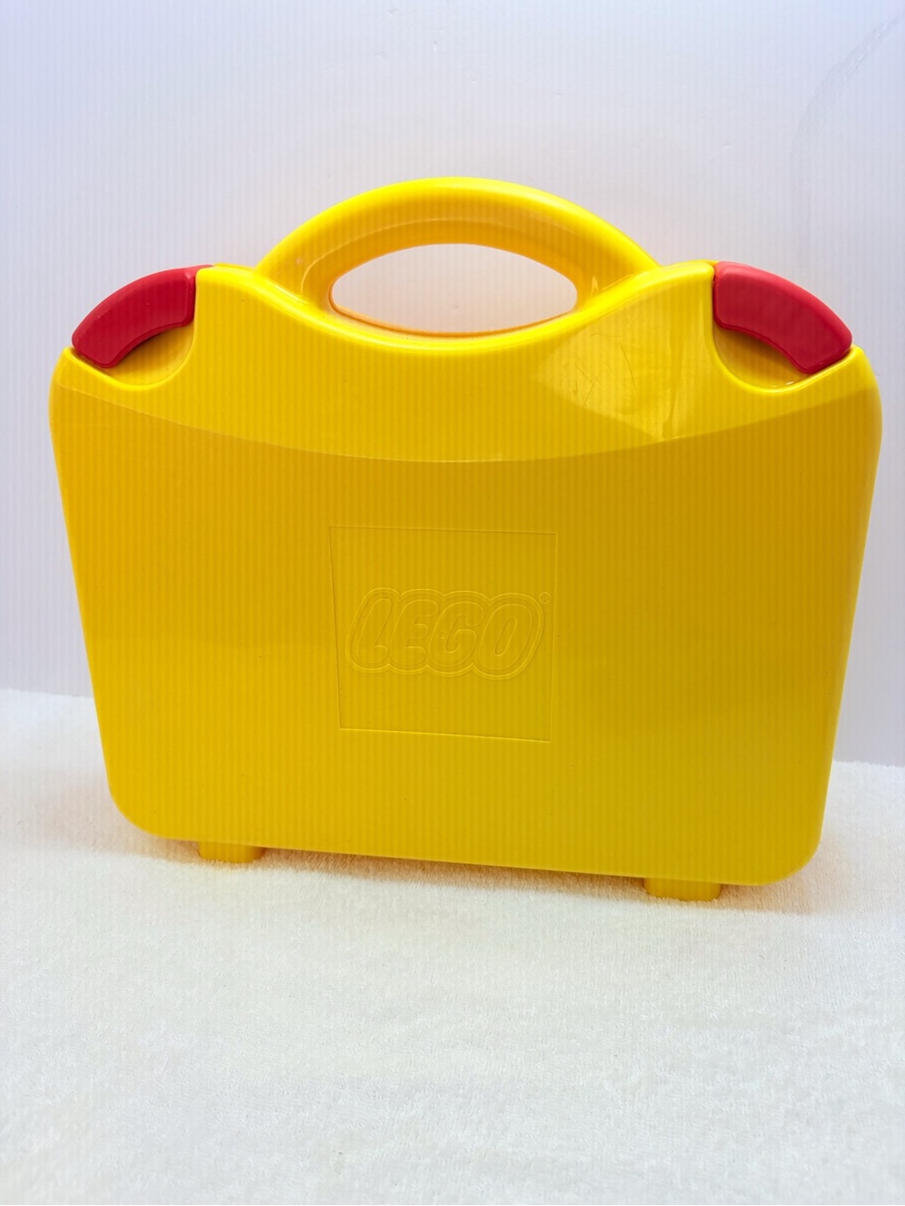 Lego brand new new see pictures Lego Yellow Carrying Case with Red Latch Accent - Picture 2 of 9